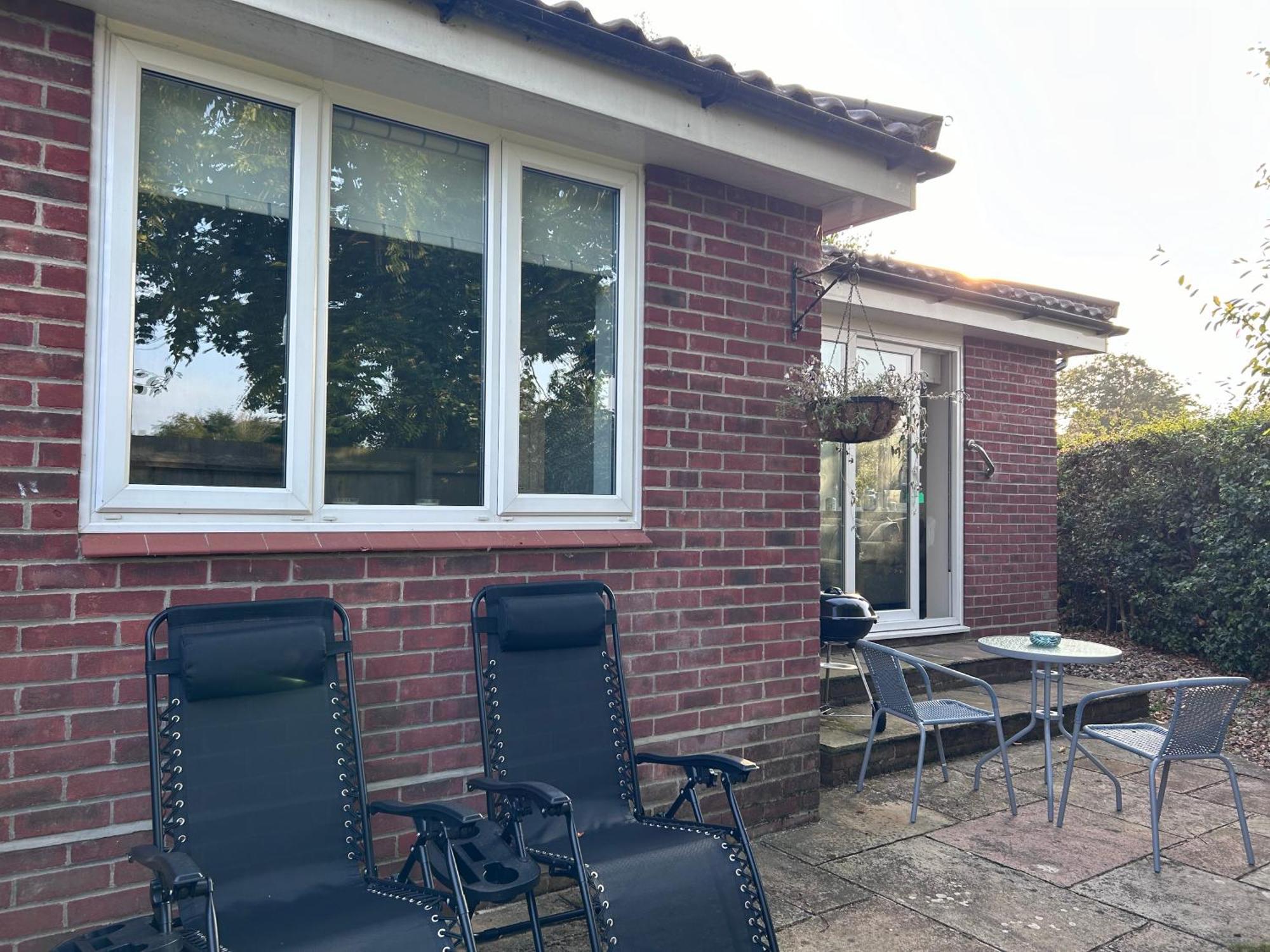 Hamble House Holiday Let Удбридж Екстериор снимка